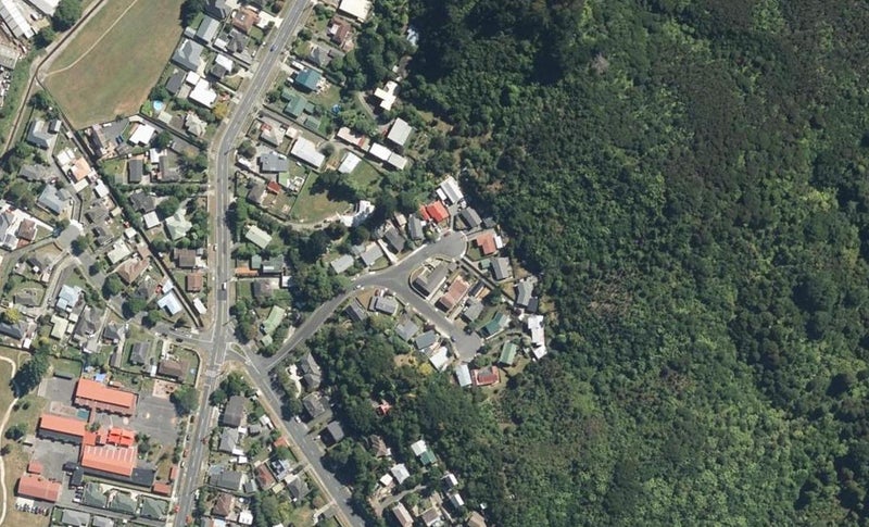11 Takanini Grove, Stokes Valley, Lower Hutt - Carousel 1