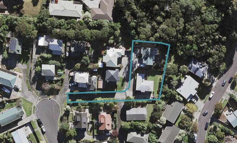 1/11 Fernlea Rise, Bayview, Auckland - Carousel 1