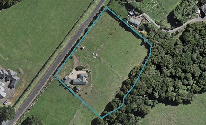 69 Storey Road, Waiuku - Carousel 1