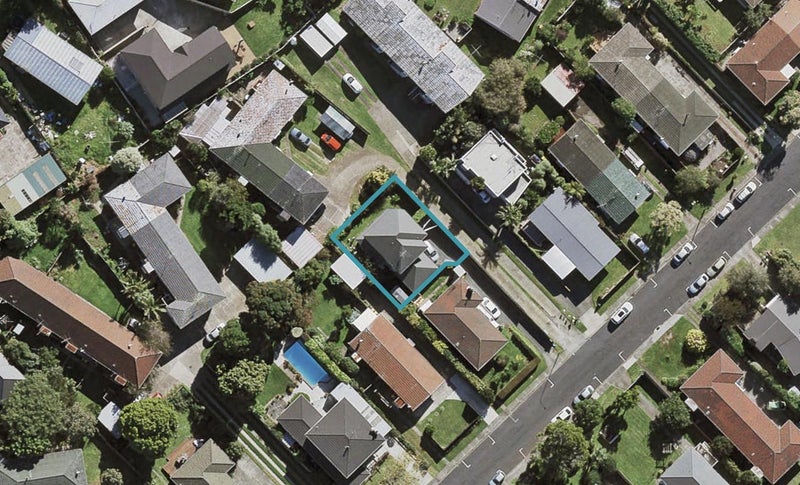 15A Evelyn Place, Hillcrest, Auckland - Carousel 1