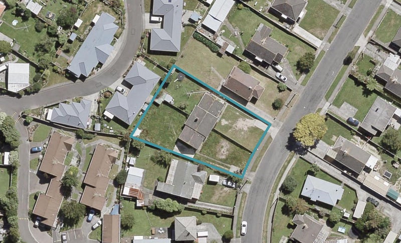 2/19 Biddle Crescent, Taita, Lower Hutt - Carousel 1