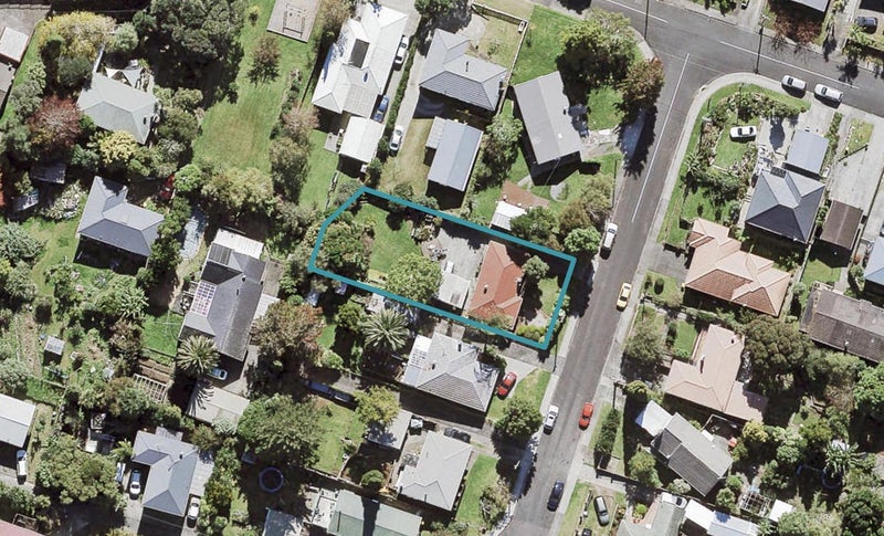 1 Woolley Avenue, New Lynn, Auckland - Carousel 1