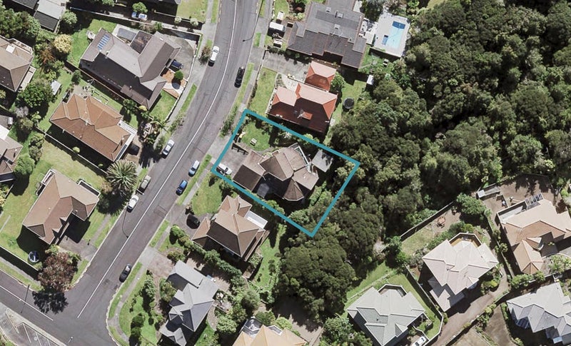 166 Chelsea View Drive, Chatswood, Auckland - Carousel 1