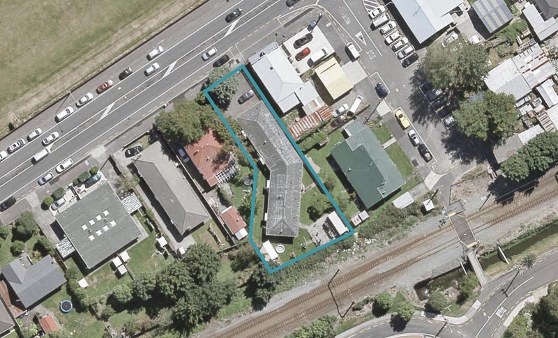 4/240 Fergusson Drive, Heretaunga, Upper Hutt - Carousel 1