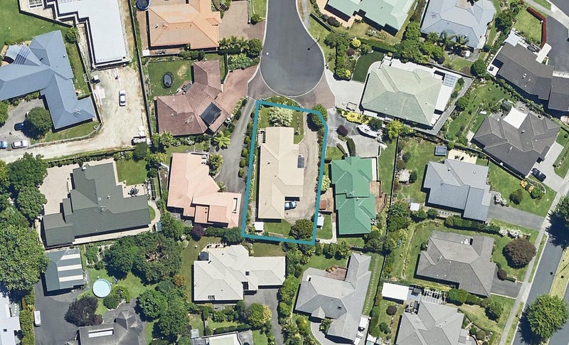 19 Harlech Glen, Bethlehem, Tauranga - Carousel 1