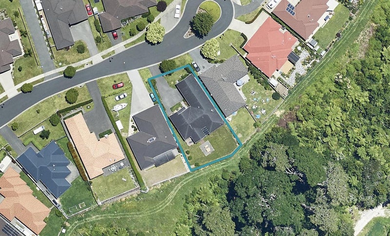 28 Kereru Place, Pyes Pa, Tauranga - Carousel 1