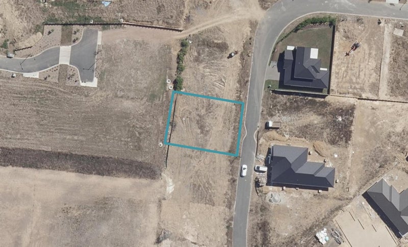 9 Miharo Crescent, Flagstaff, Hamilton - Carousel 1