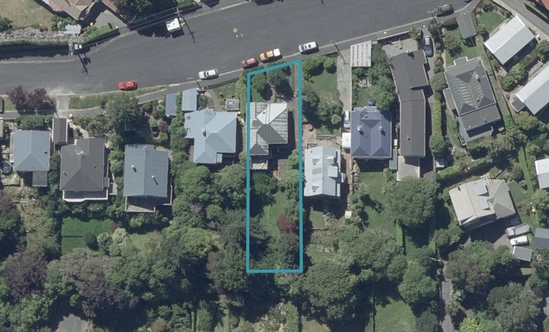 25 Prestwick Street, Maori Hill, Dunedin - Carousel 1