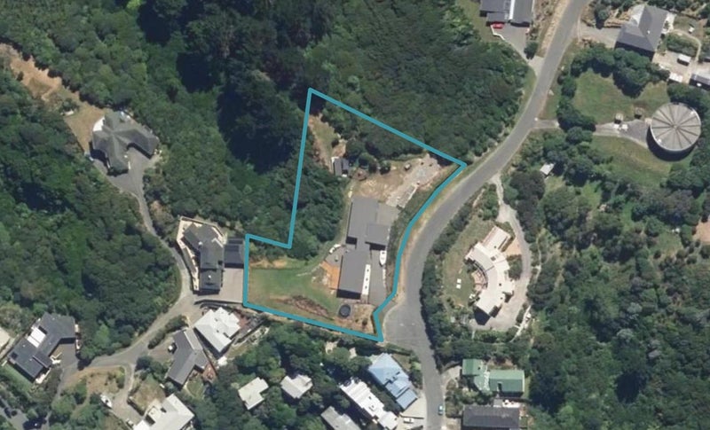 33 The Track, Plimmerton, Porirua - Carousel 1