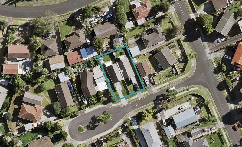 2/3 Dorendia Place, Clendon Park, Auckland - Carousel 1
