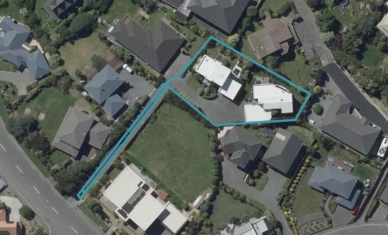 2/95A Penruddock Rise, Westmorland, Christchurch - Carousel 1