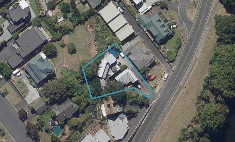 29 Hillsborough Terrace, Hamilton Central, Hamilton - Carousel 1