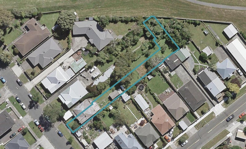 17 Te Ara o Maraenuku, Boulcott, Lower Hutt - Carousel 1