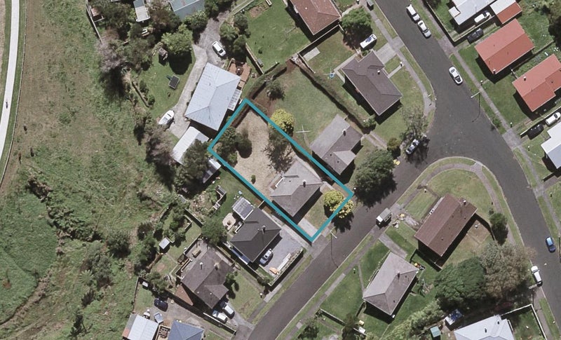6 Marton Place, Marfell, New Plymouth - Carousel 1