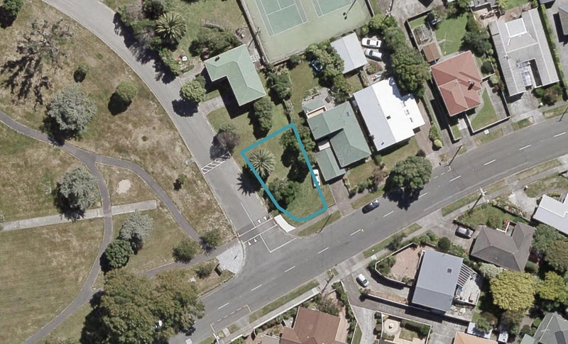 2 Avalon Park Drive, Avalon, Lower Hutt - Carousel 1