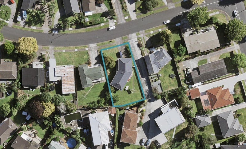 10 Barnhill Crescent, Pahurehure, Papakura - Carousel 1