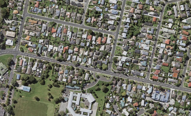 24B Reeves Road, Pakuranga, Auckland - Carousel 1