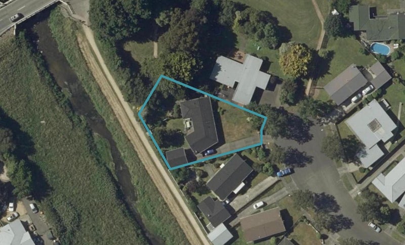 41 Humphries Place, Awapuni, Palmerston North - Carousel 1