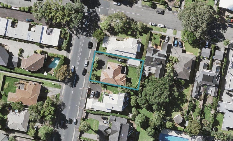 211 Hurstmere Road, Takapuna, Auckland - Carousel 1