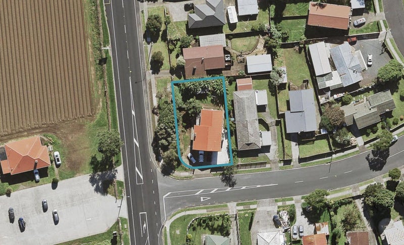 44 Kirkbride Road, Mangere Bridge, Auckland - Carousel 1