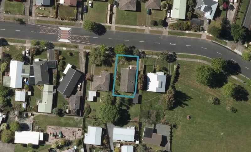 56 Ross Street, Onerahi, Whangarei - Carousel 1