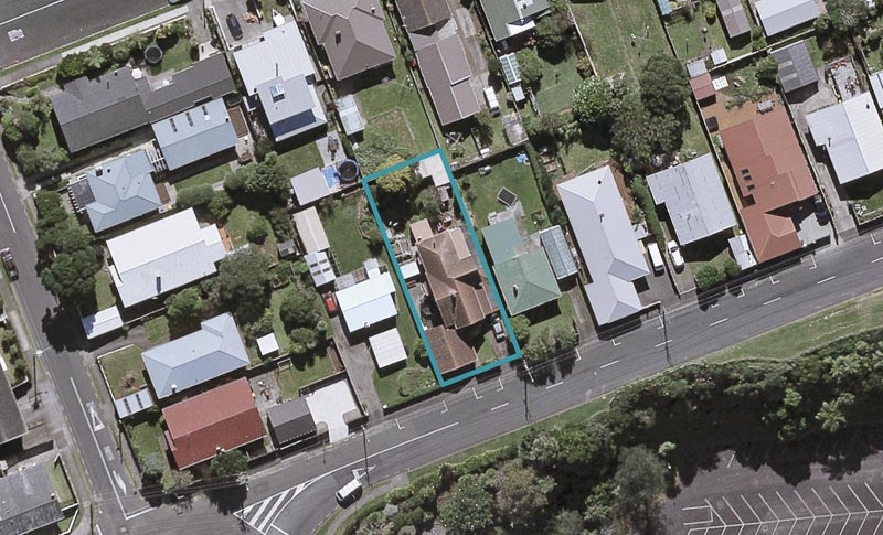 45 Clemow Road, Fitzroy, New Plymouth - Carousel 1