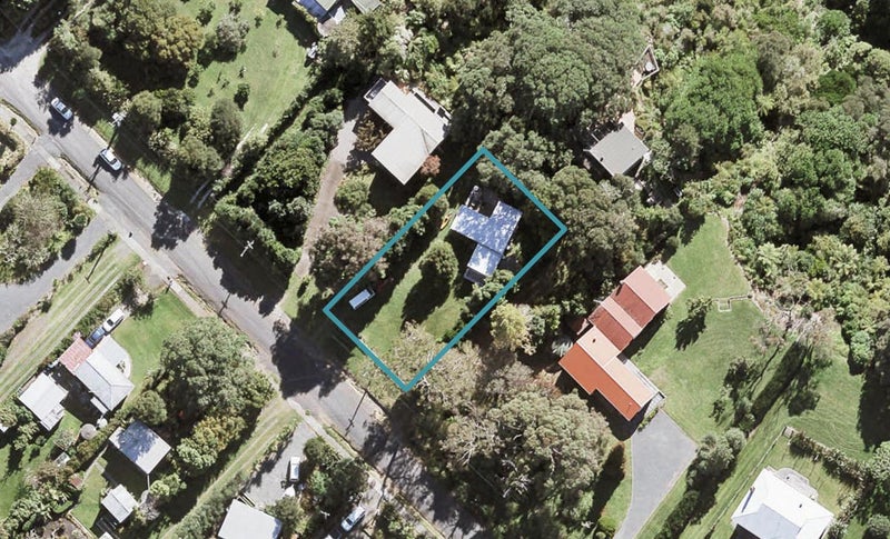 199 Howard Road, Ōrere Point - Carousel 1