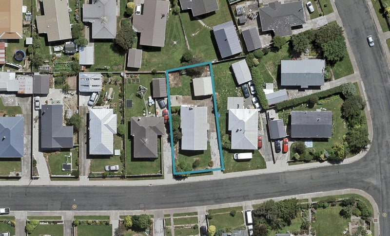 44 Kelso Crescent, Strathern, Invercargill - Carousel 1