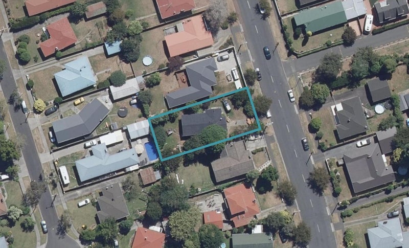 19 Morris Road, Hillcrest, Hamilton - Carousel 1