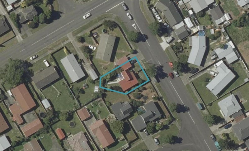 4 Amberley Avenue, Westbrook, Palmerston North - Carousel 1