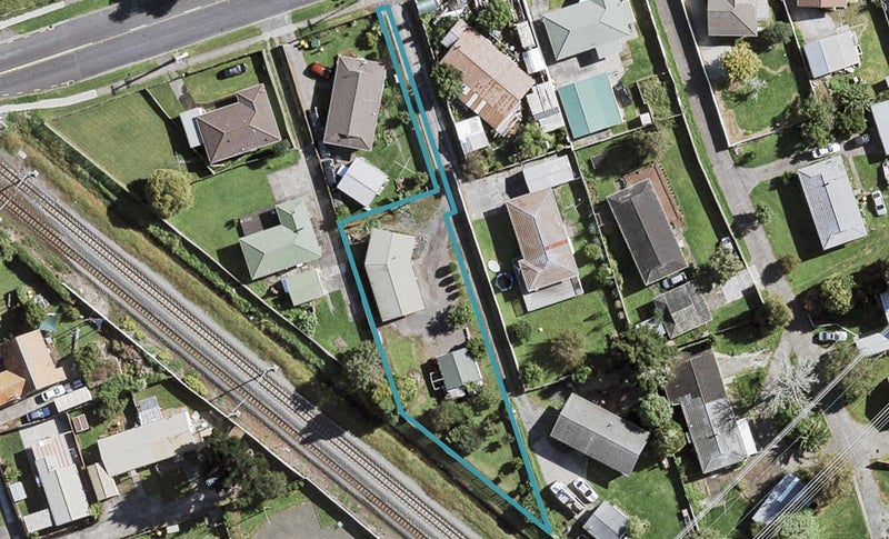 25 Taka Street, Takanini, Auckland - Carousel 1