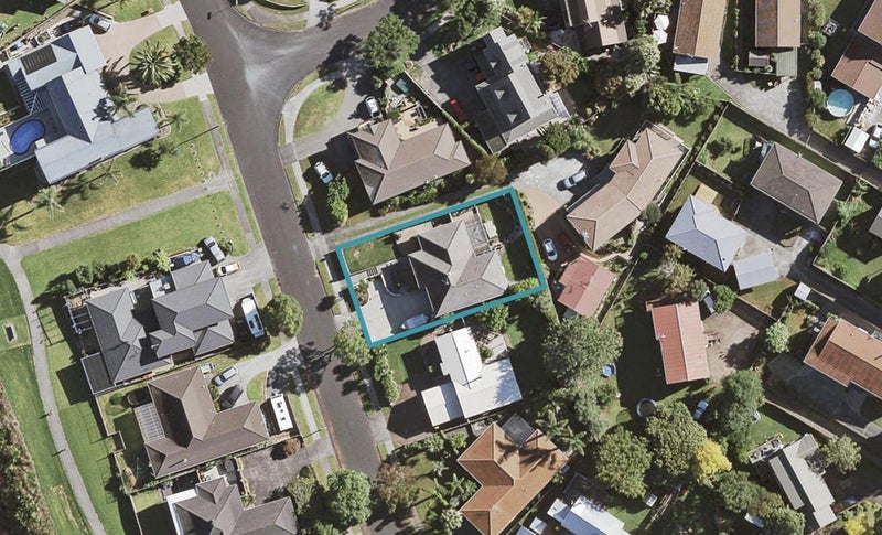 42 St Annes Crescent, Wattle Downs, Auckland - Carousel 1