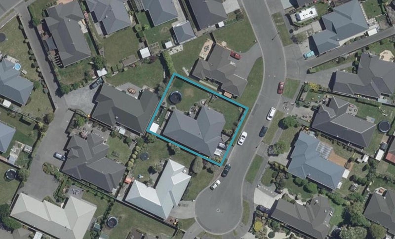 6 Greenmeadow Gardens, Belfast, Christchurch - Carousel 1