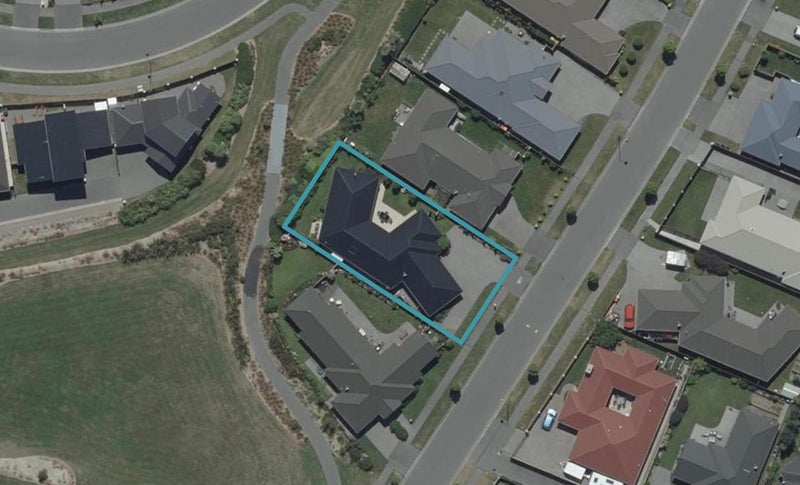 3 Strathcarron Place, Broomfield, Christchurch - Carousel 1
