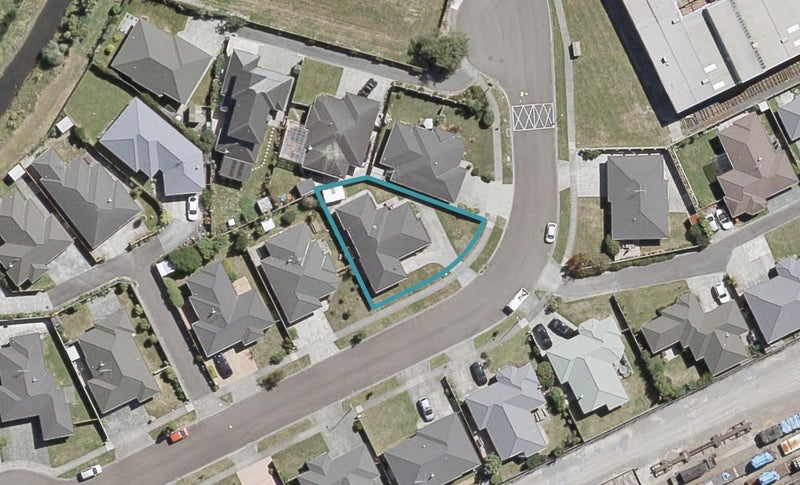 64 Leighton Avenue, Waiwhetu, Lower Hutt - Carousel 1