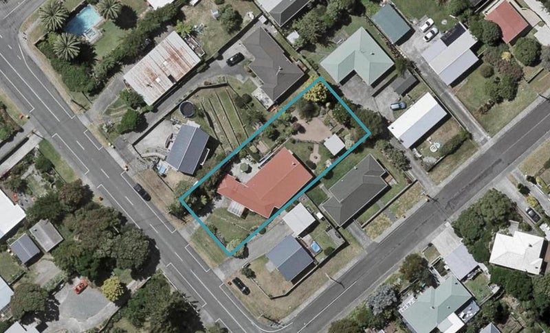 31 Martin Road, Paraparaumu Beach, Paraparaumu - Carousel 1