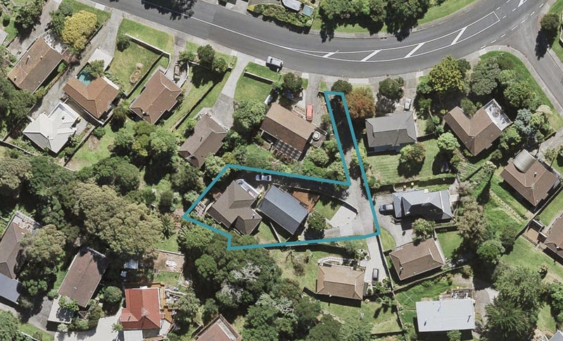 1/81 Spinella Drive, Bayview, Auckland - Carousel 1