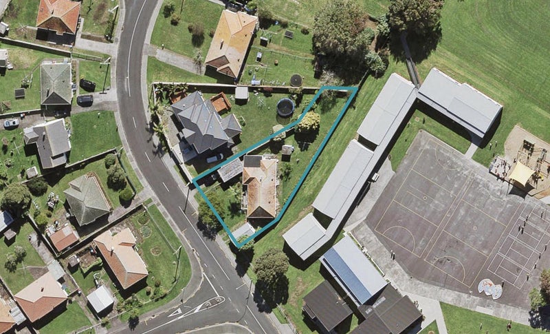 22 Potter Avenue, Wesley, Auckland - Carousel 1