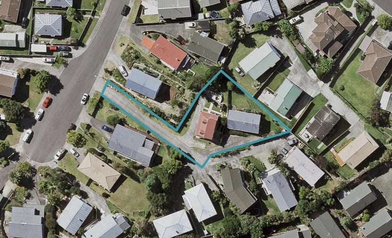 1/6A Camilla Grove, Tōtara Vale, Auckland - Carousel 1