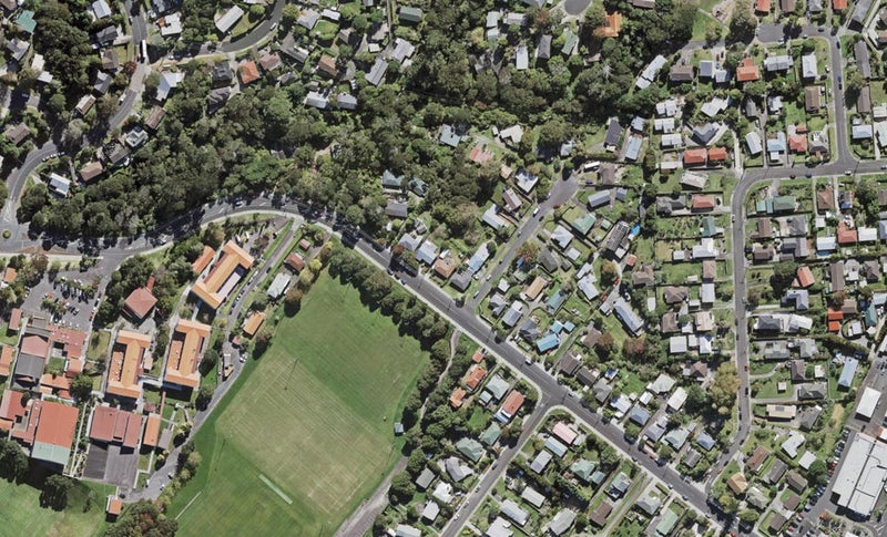 41 Kaipatiki Road, Glenfield, Auckland - Carousel 1