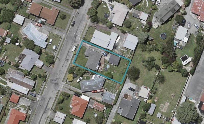 10 Dittmer Street, Otaki - Carousel 1