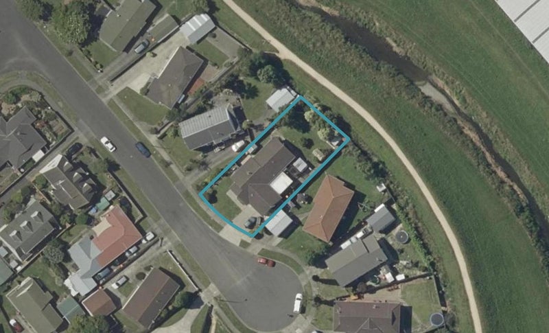23 Willowstream Grove, Cloverlea, Palmerston North - Carousel 1