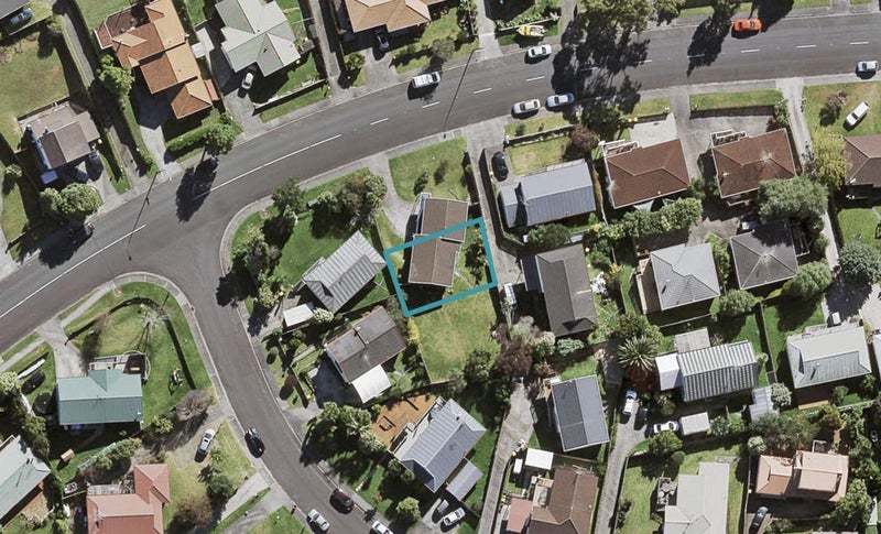 50B Barbados Drive, Unsworth Heights, Auckland - Carousel 1