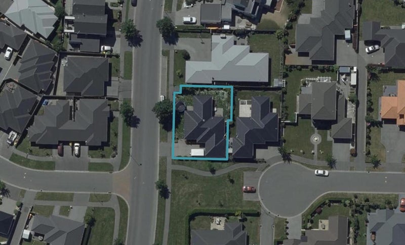 40 McMahon Drive, Aidanfield, Christchurch - Carousel 1