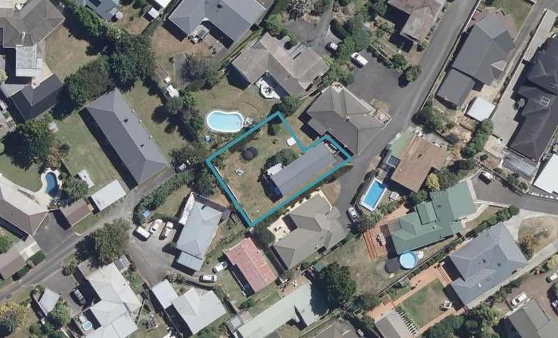 45B St Andrews Terrace, St Andrews, Hamilton - Carousel 1
