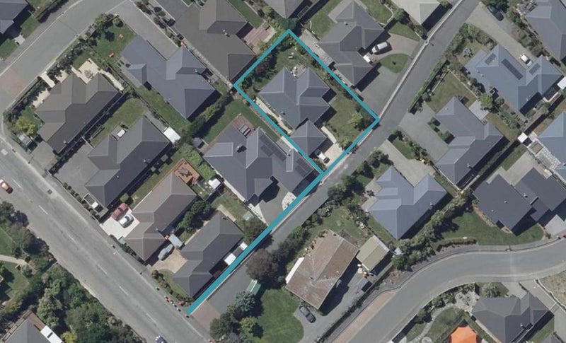 5 Hamlet Lane, Heathcote Valley, Christchurch - Carousel 1