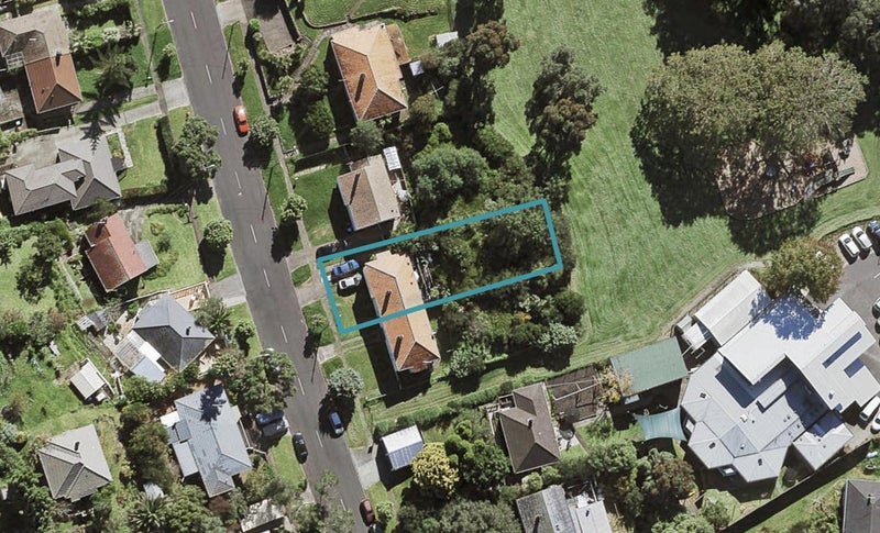 51 McCullough Avenue, Mount Roskill, Auckland - Carousel 1