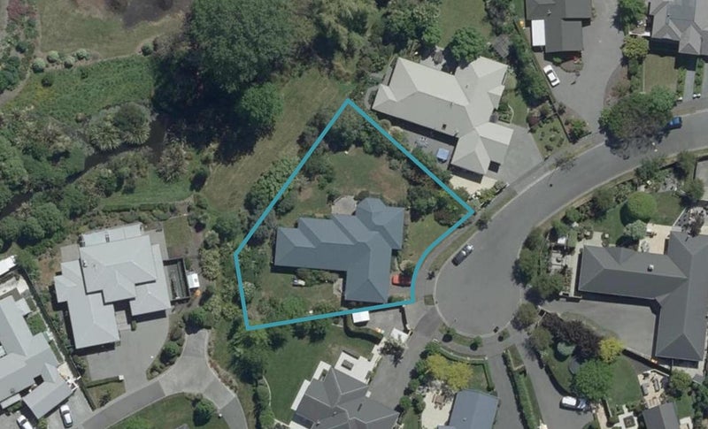 10 Smacks Close, Harewood, Christchurch - Carousel 1