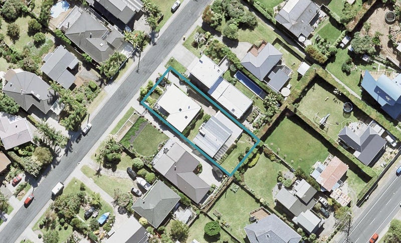 17 De Luen Avenue, Tindalls Beach, Whangaparaoa - Carousel 1