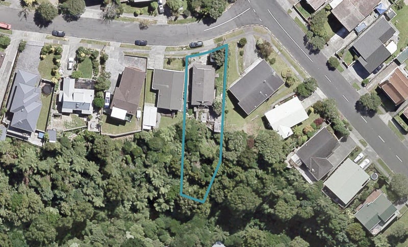 3 Westpoint Avenue, Harbour View, Lower Hutt - Carousel 1